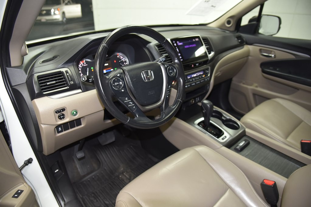2018 Honda Pilot Image 40