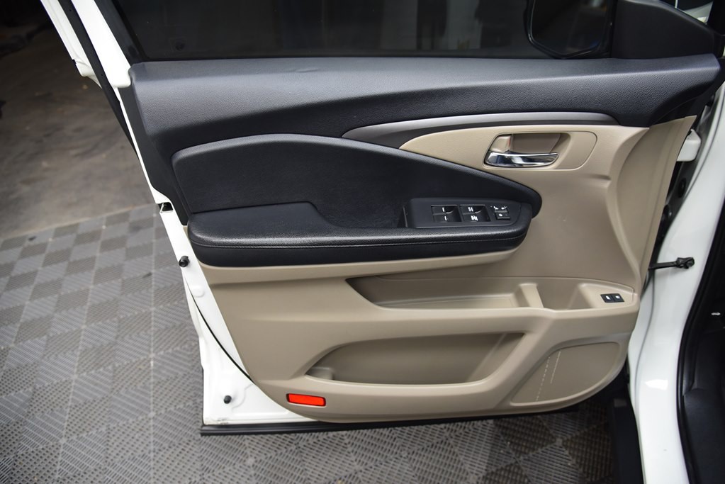 2018 Honda Pilot Image 42
