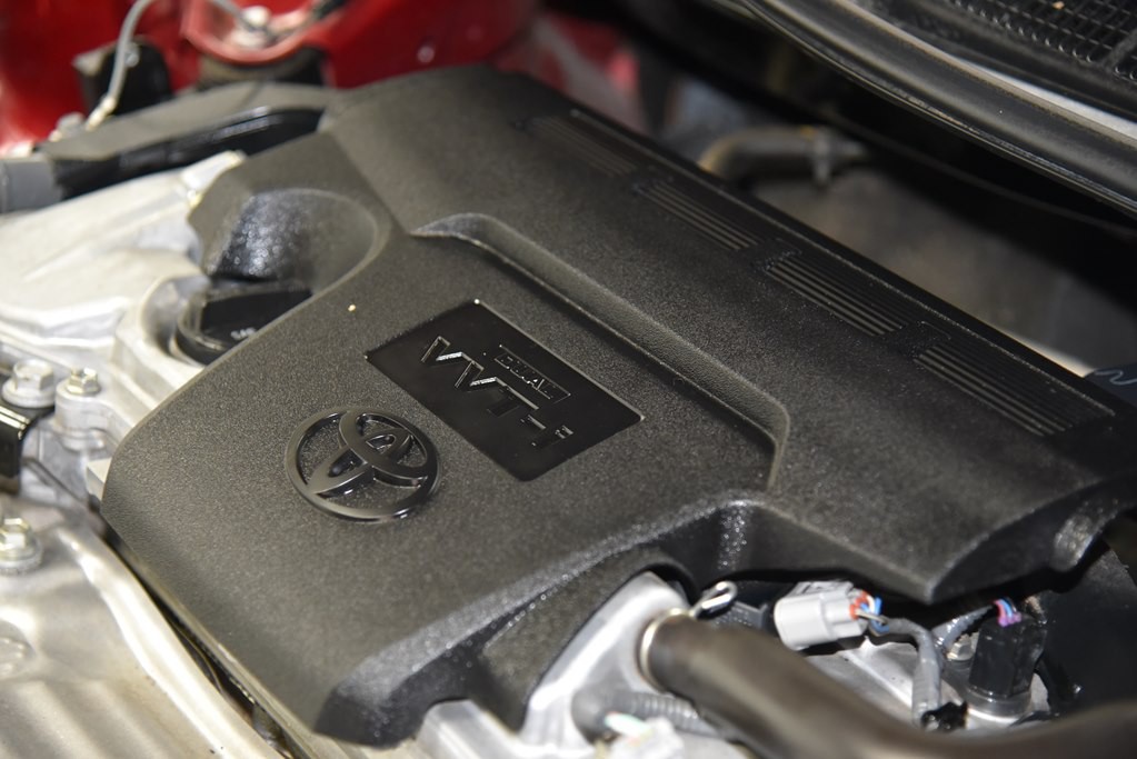 2016 Toyota Camry Image 56