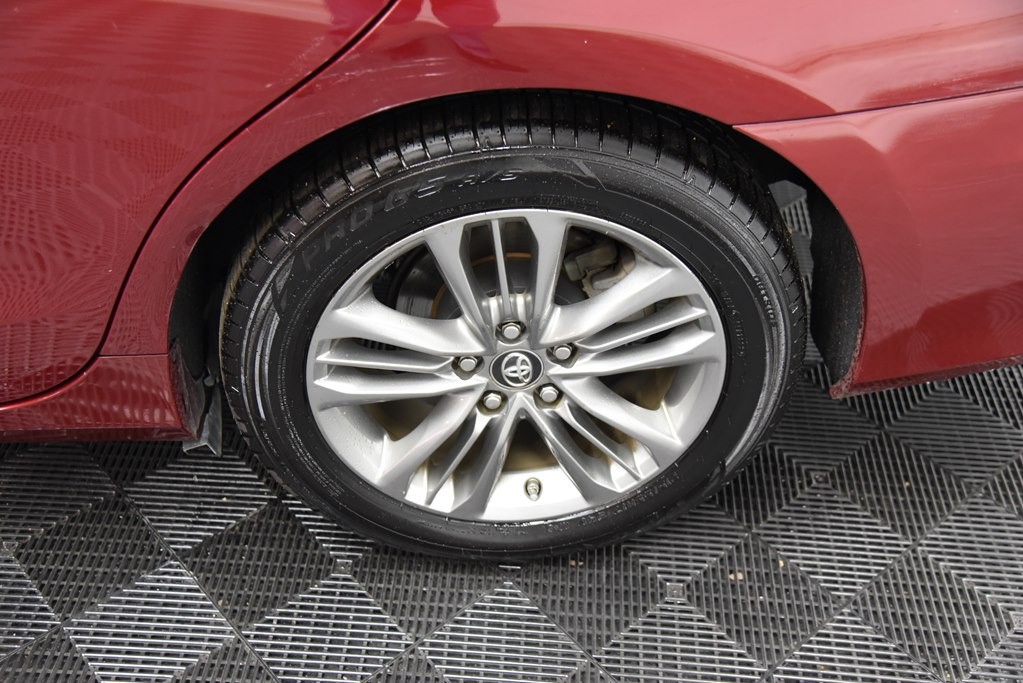 2016 Toyota Camry Image 58