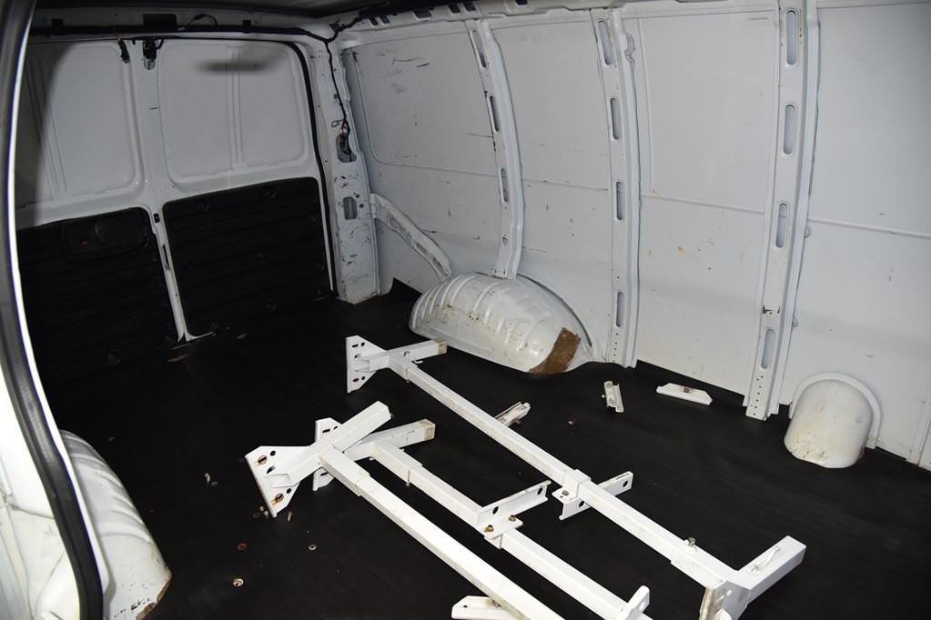 2013 Chevrolet Express Image 14