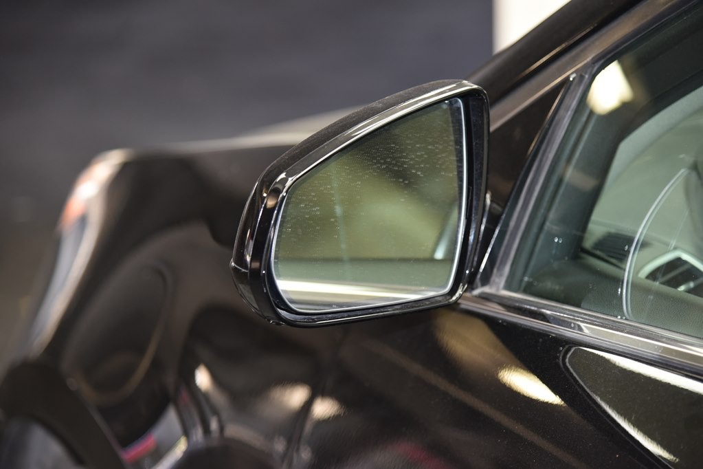 2013 Cadillac SRX Image 16