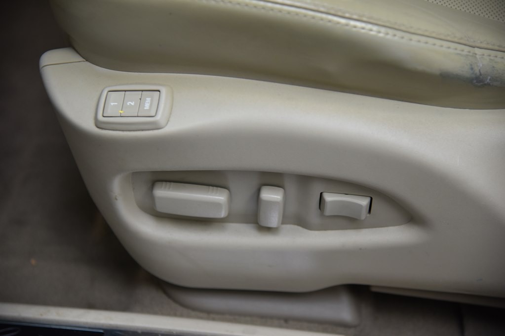 2013 Cadillac SRX Image 39