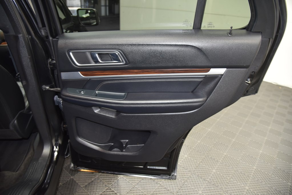 2018 Ford Explorer Image 28
