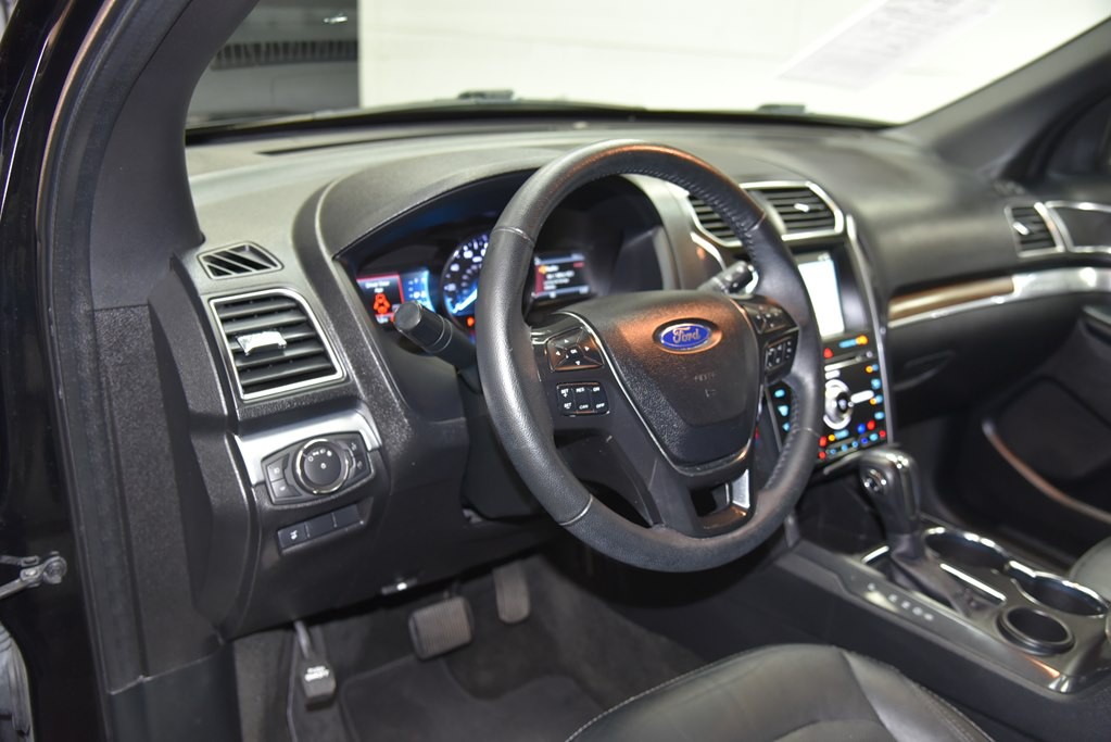 2018 Ford Explorer Image 32
