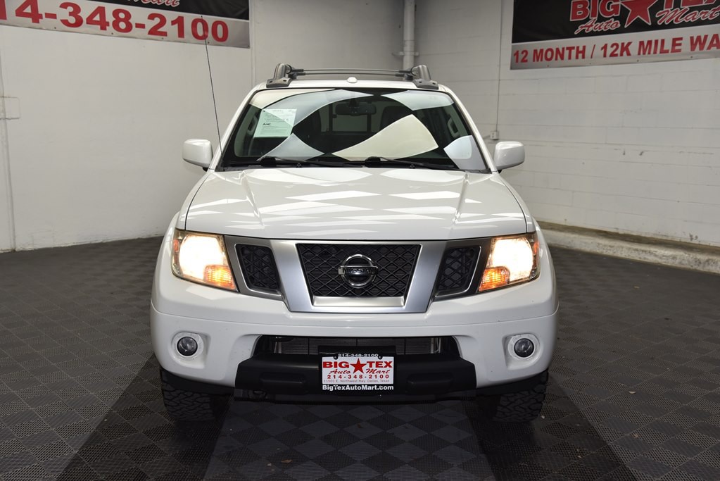 2015 Nissan Frontier Image 15