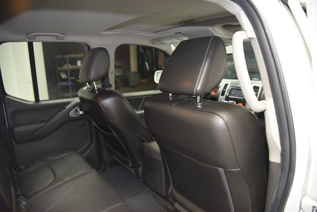 2015 Nissan Frontier Image 19