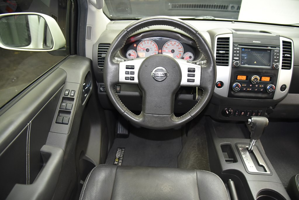 2015 Nissan Frontier Image 29
