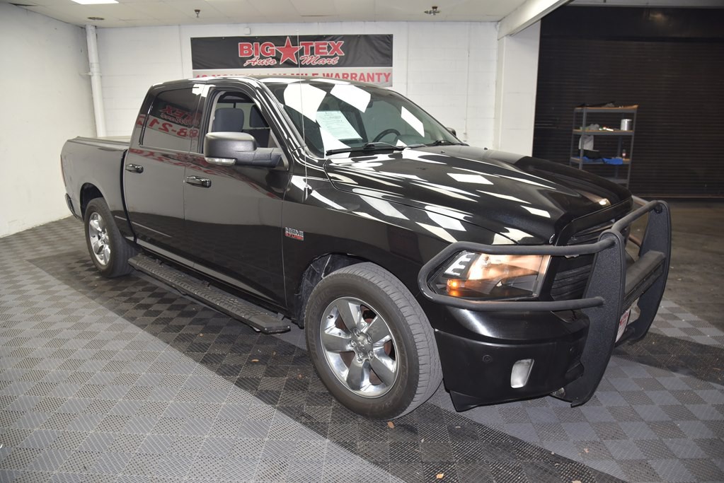 2016 RAM 1500 Image 8
