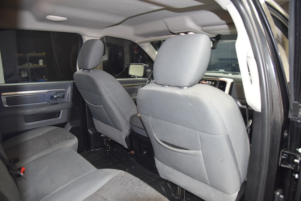 2016 RAM 1500 Image 23
