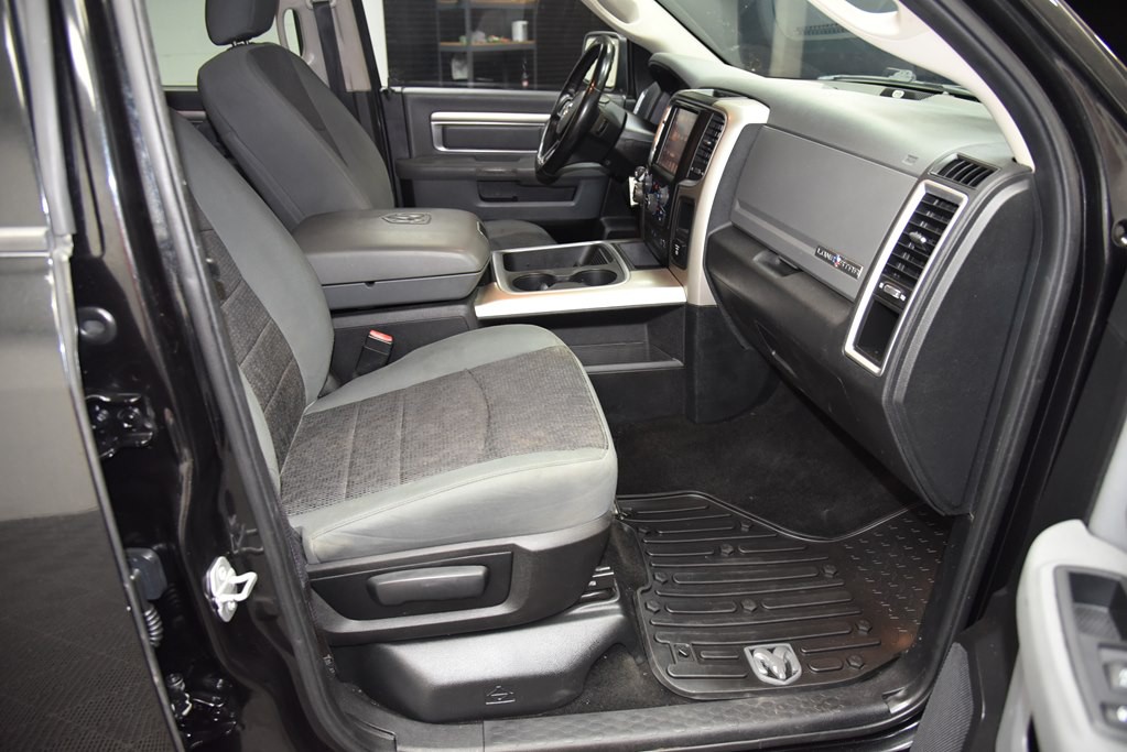 2016 RAM 1500 Image 26