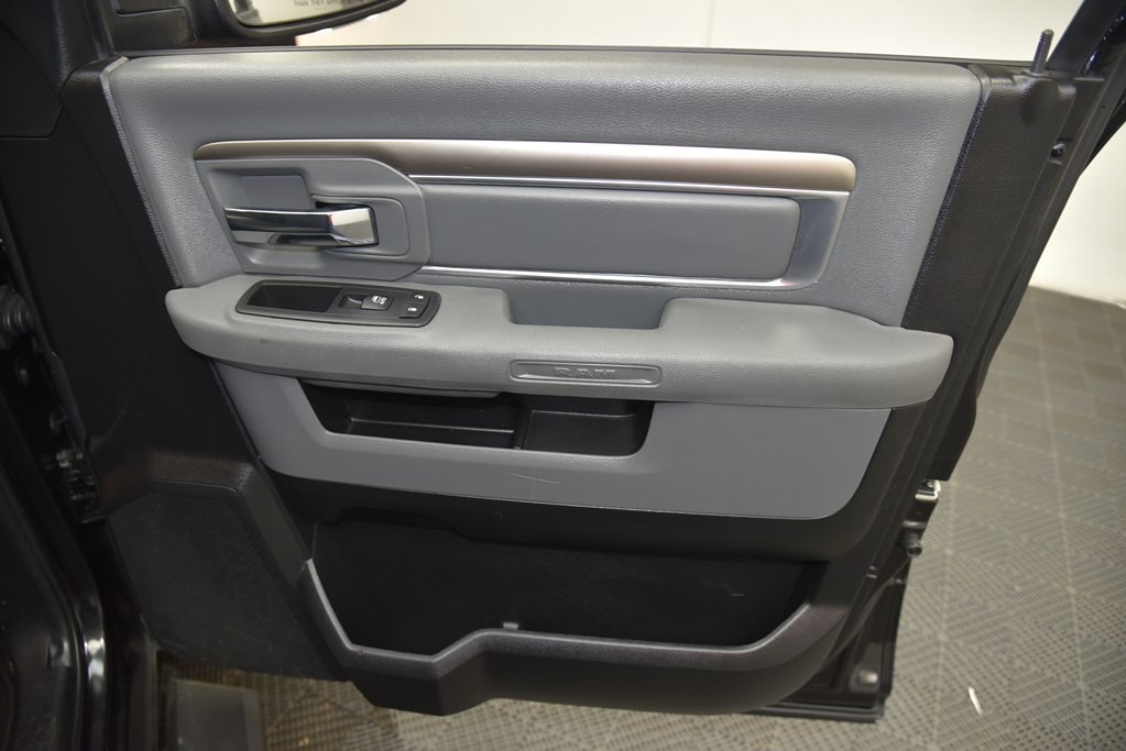 2016 RAM 1500 Image 29