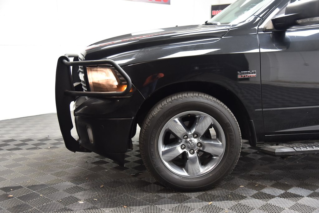 2016 RAM 1500 Image 32