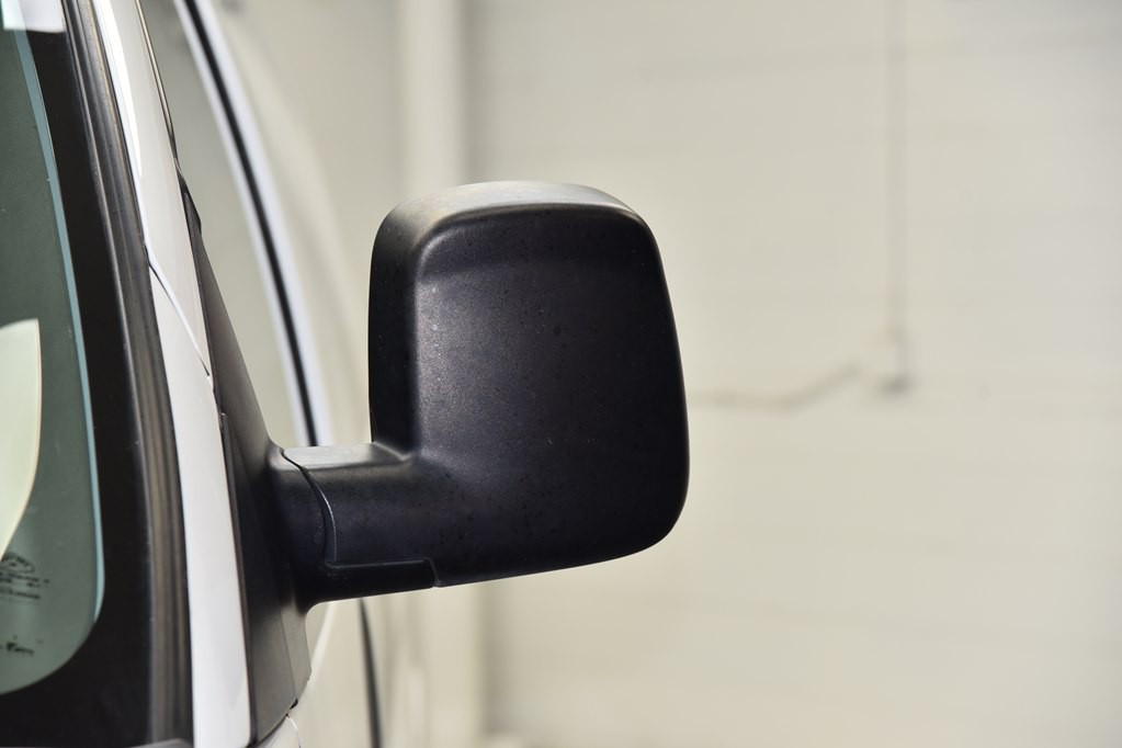 2014 Chevrolet Express Image 12
