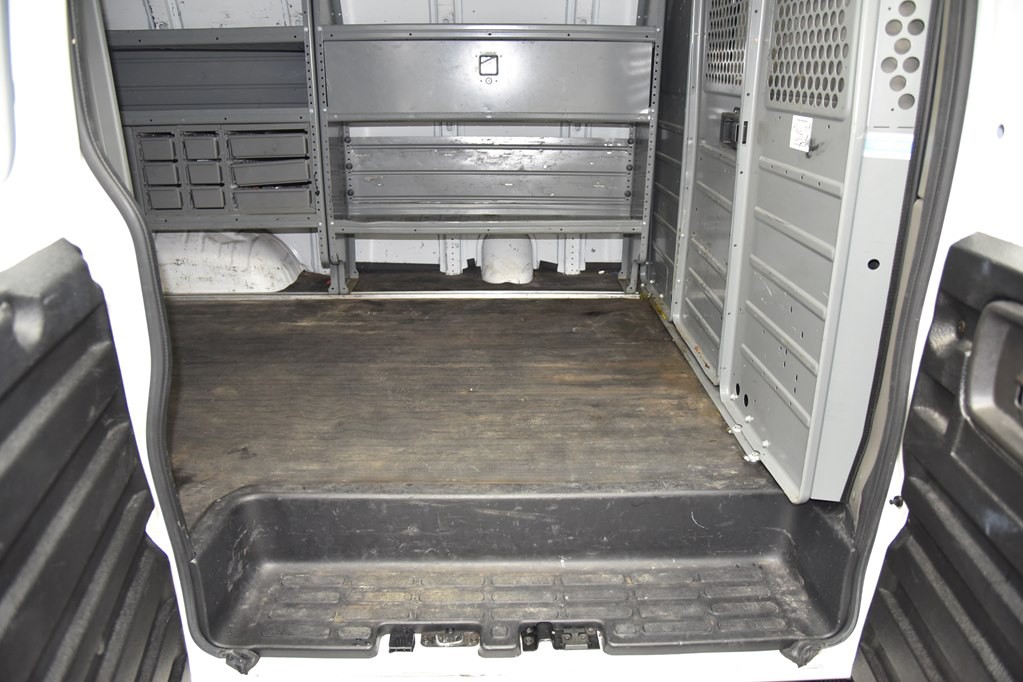 2014 Chevrolet Express Image 23