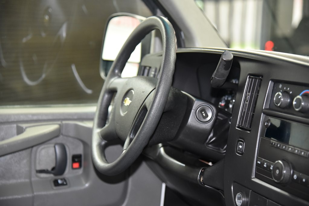 2014 Chevrolet Express Image 29