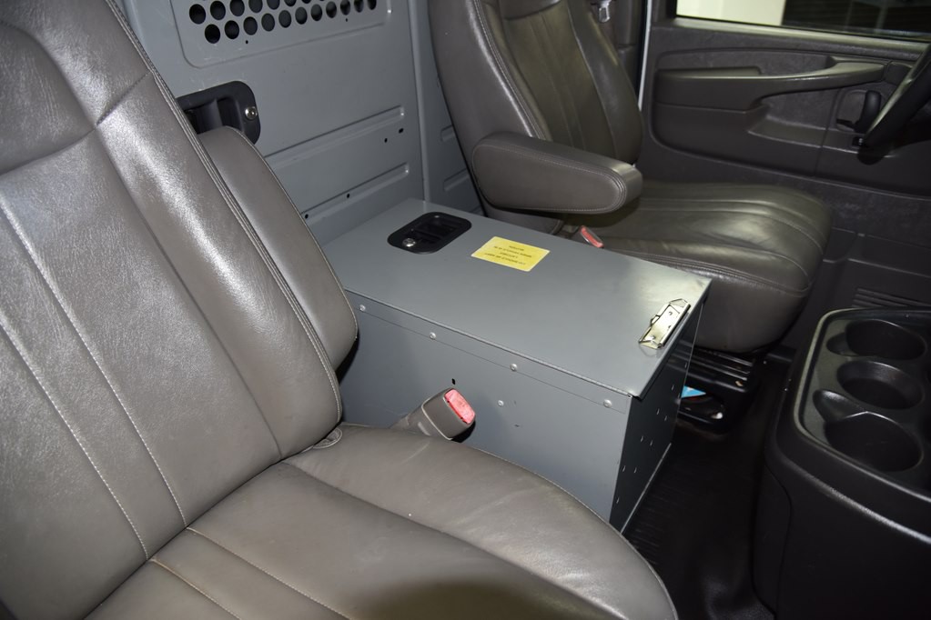 2014 Chevrolet Express Image 30