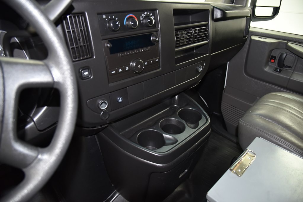 2014 Chevrolet Express Image 39