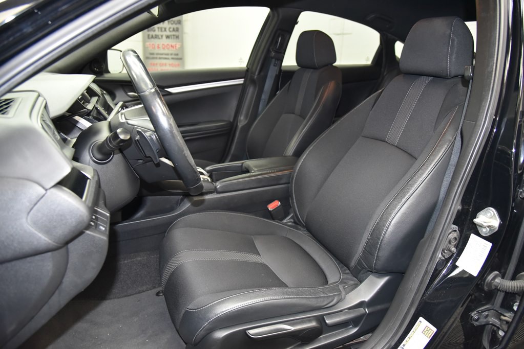 2019 Honda Civic Image 30