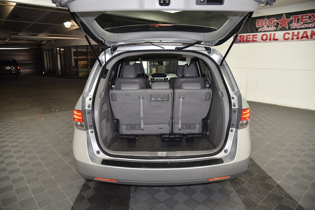 2014 Honda Odyssey Image 16