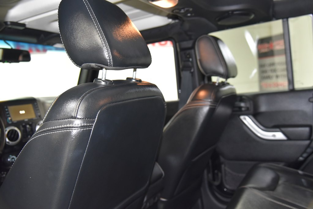 2014 Jeep Wrangler Unlimited Image 21