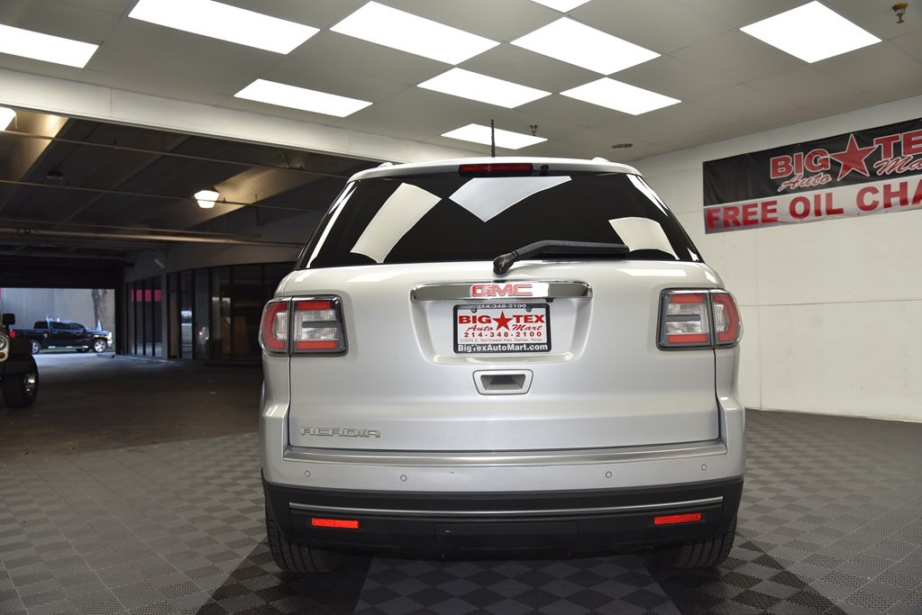 2016 GMC Acadia Image 4