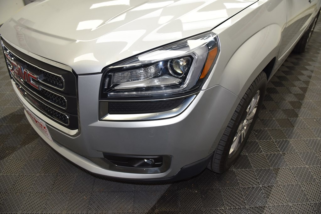 2016 GMC Acadia Image 9