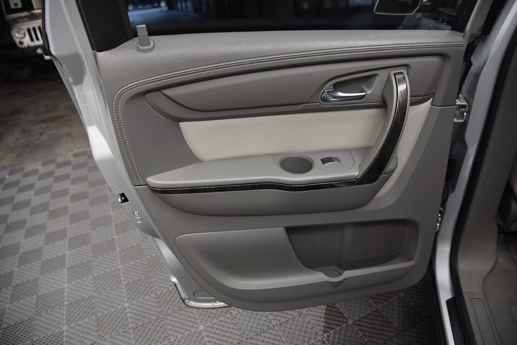 2016 GMC Acadia Image 24