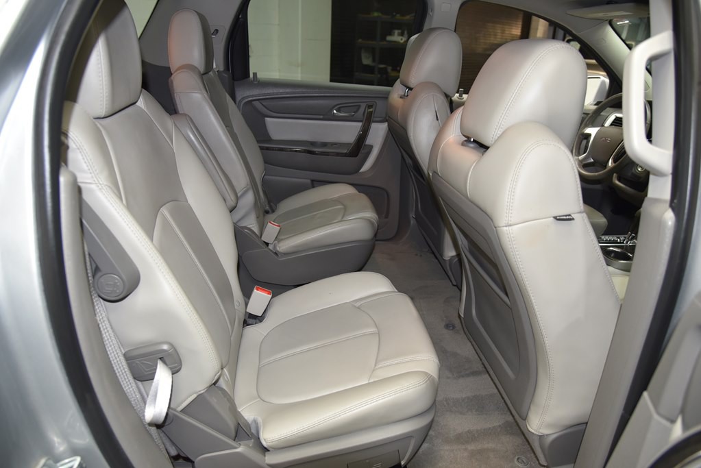 2016 GMC Acadia Image 25