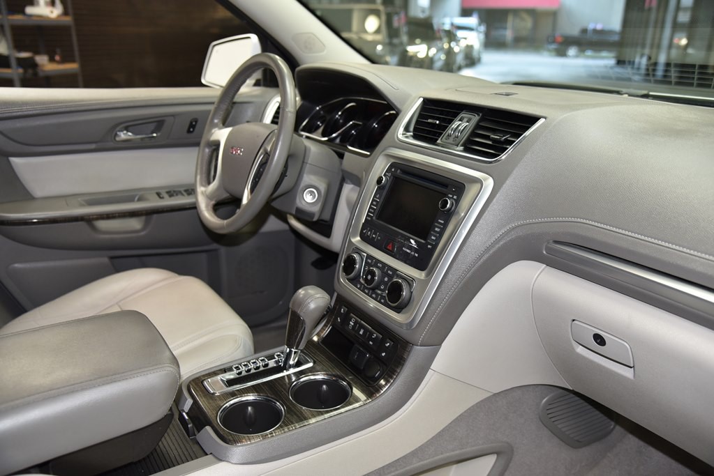 2016 GMC Acadia Image 31