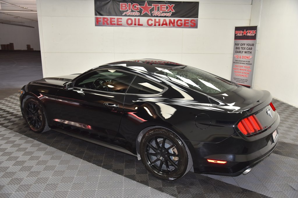 2017 Ford Mustang Image 3