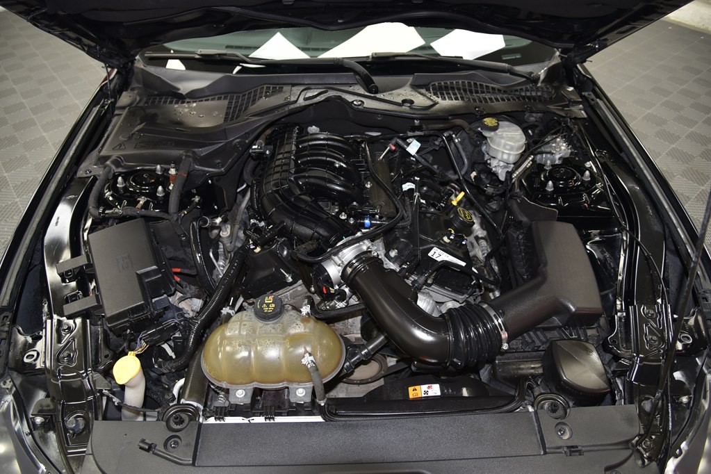 2017 Ford Mustang Image 47