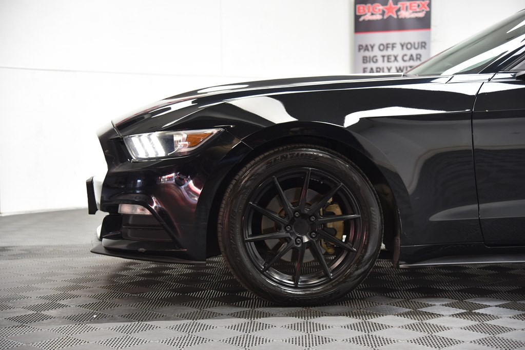 2017 Ford Mustang Image 50