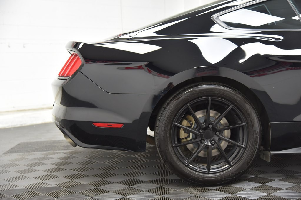 2017 Ford Mustang Image 52