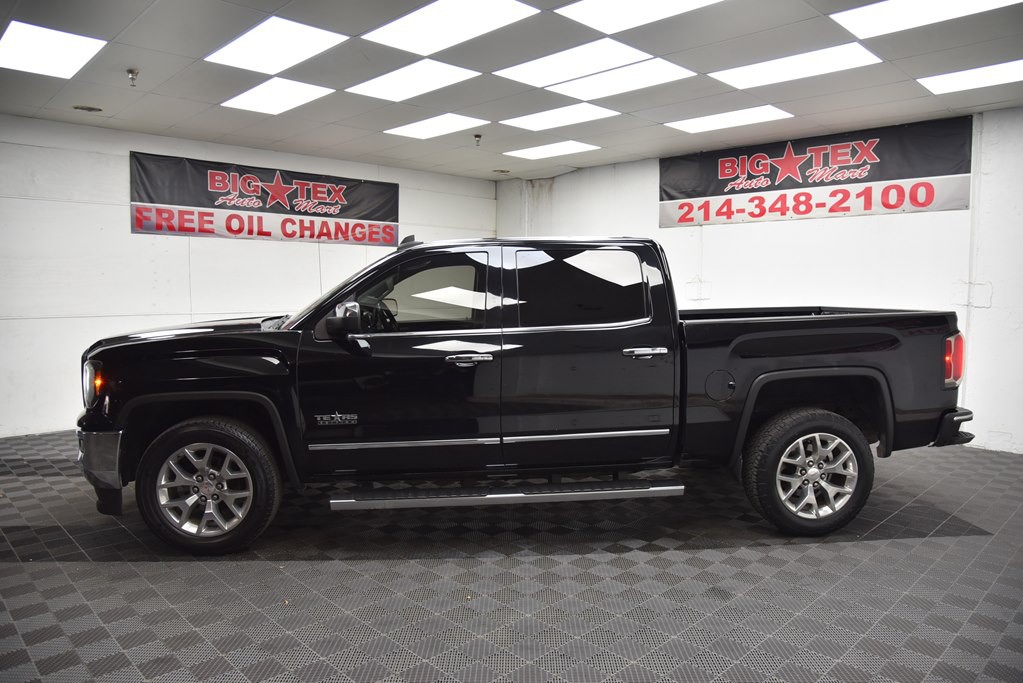 2017 GMC Sierra Image 2