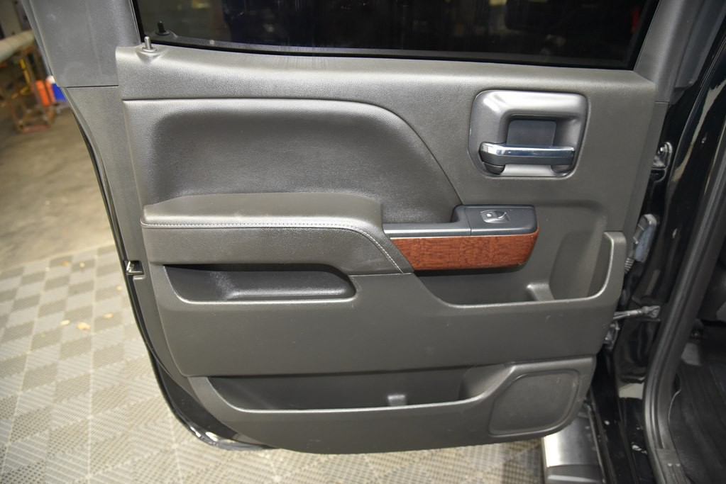 2017 GMC Sierra Image 28