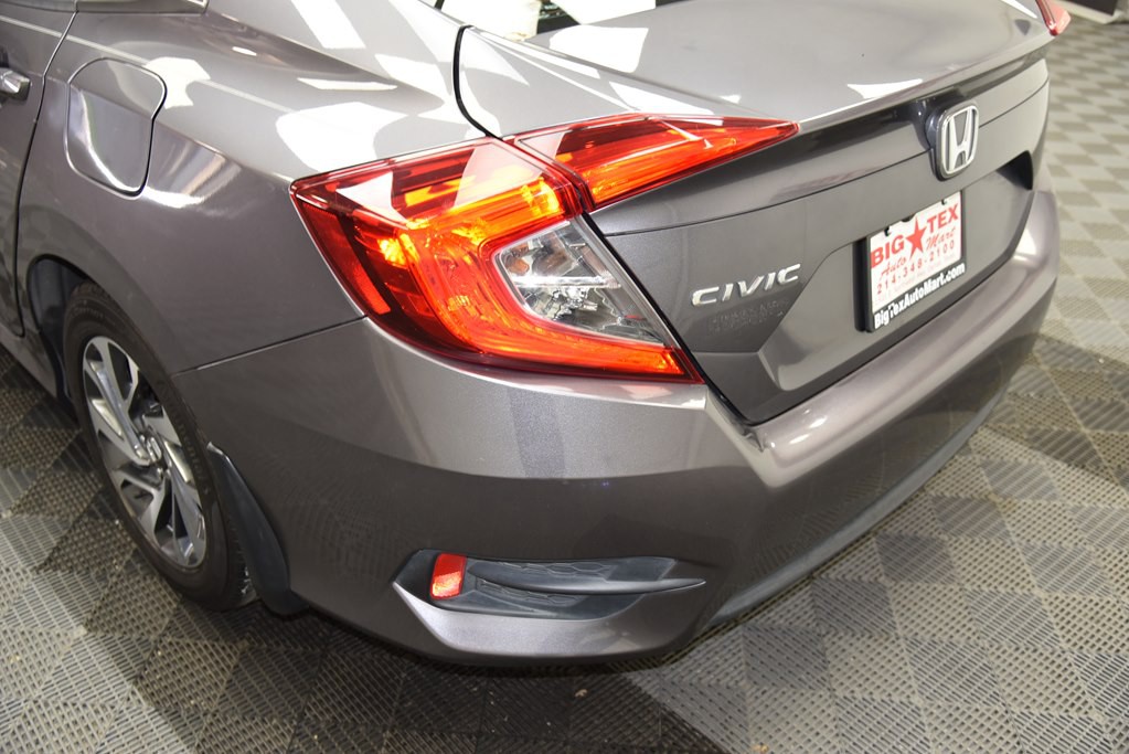 2018 Honda Civic Image 12