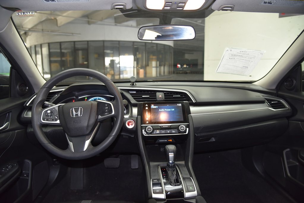 2018 Honda Civic Image 27