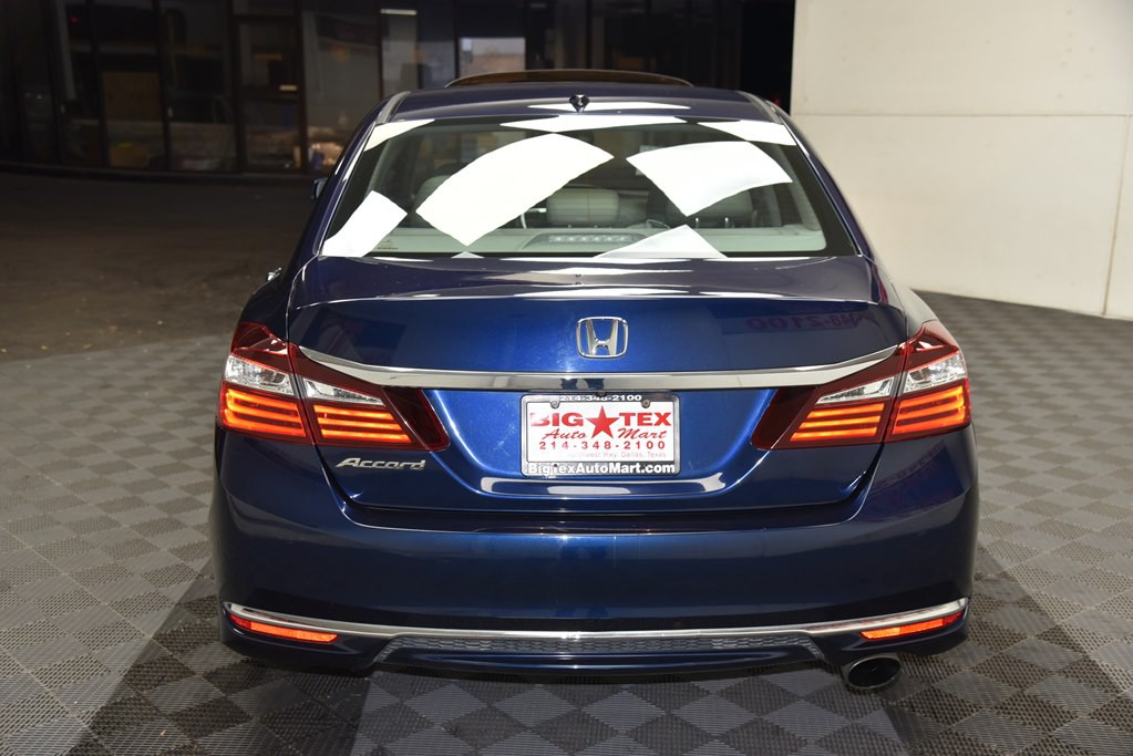 2016 Honda Accord Image 4
