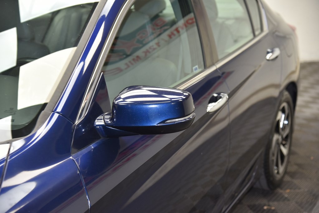 2016 Honda Accord Image 10