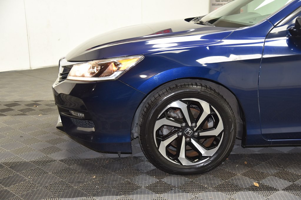 2016 Honda Accord Image 28