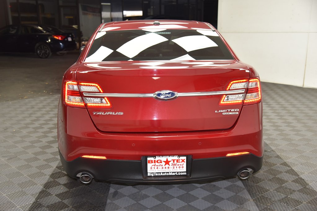 2016 Ford Taurus Image 4