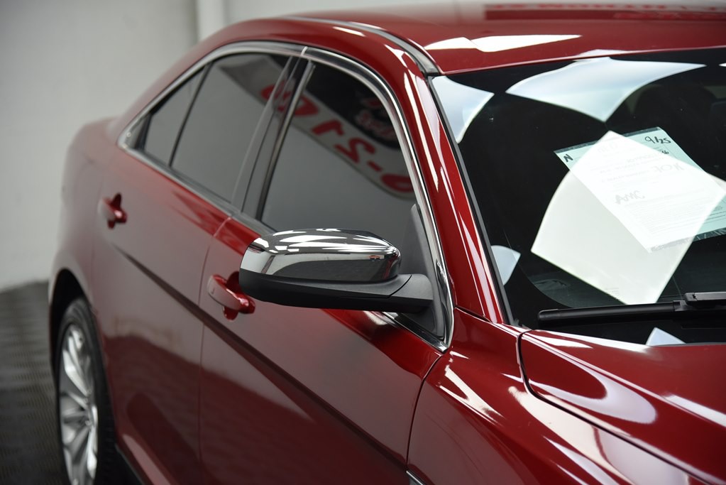 2016 Ford Taurus Image 12