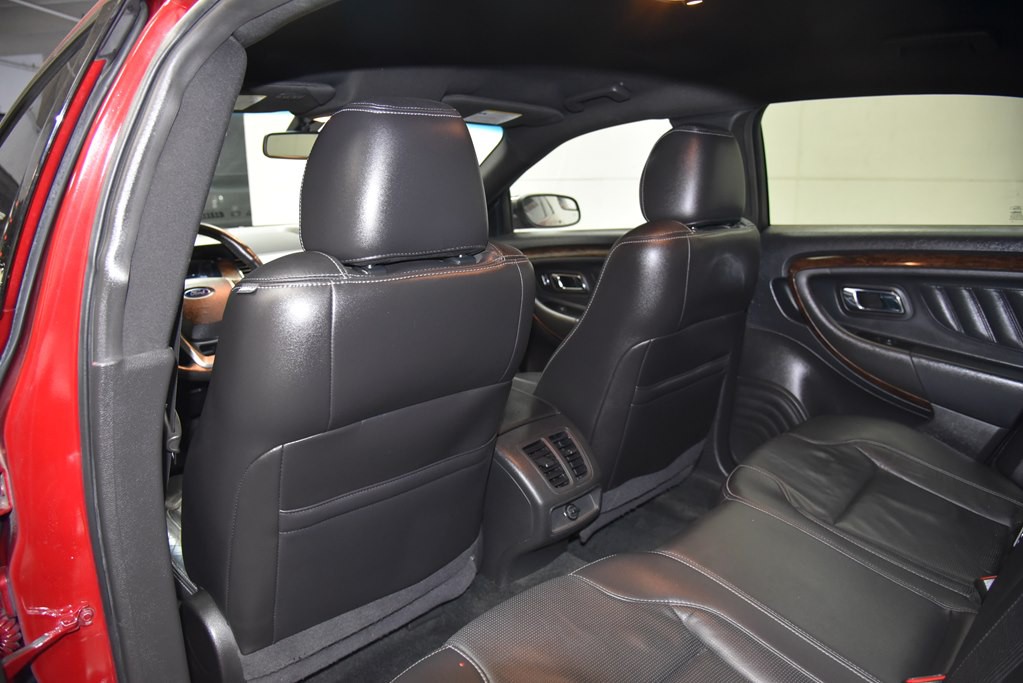 2016 Ford Taurus Image 17