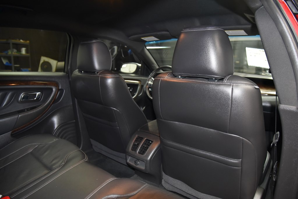 2016 Ford Taurus Image 20