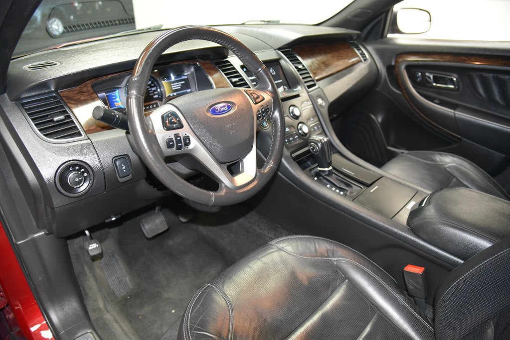 2016 Ford Taurus Image 29