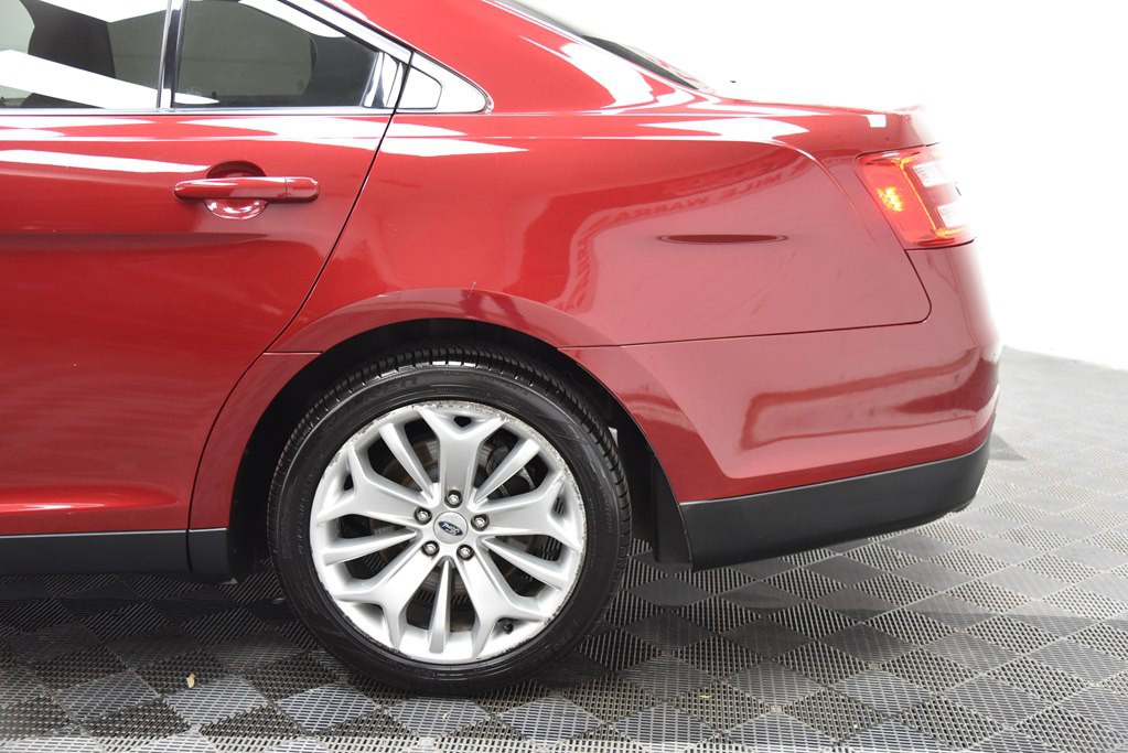 2016 Ford Taurus Image 33