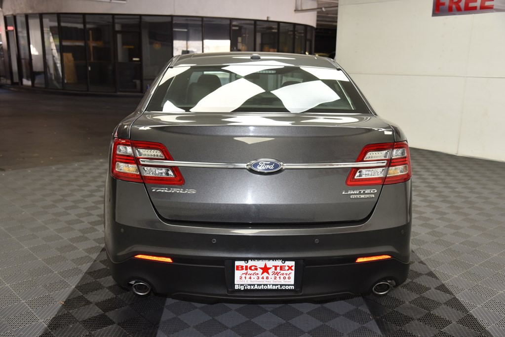 2018 Ford Taurus Image 4