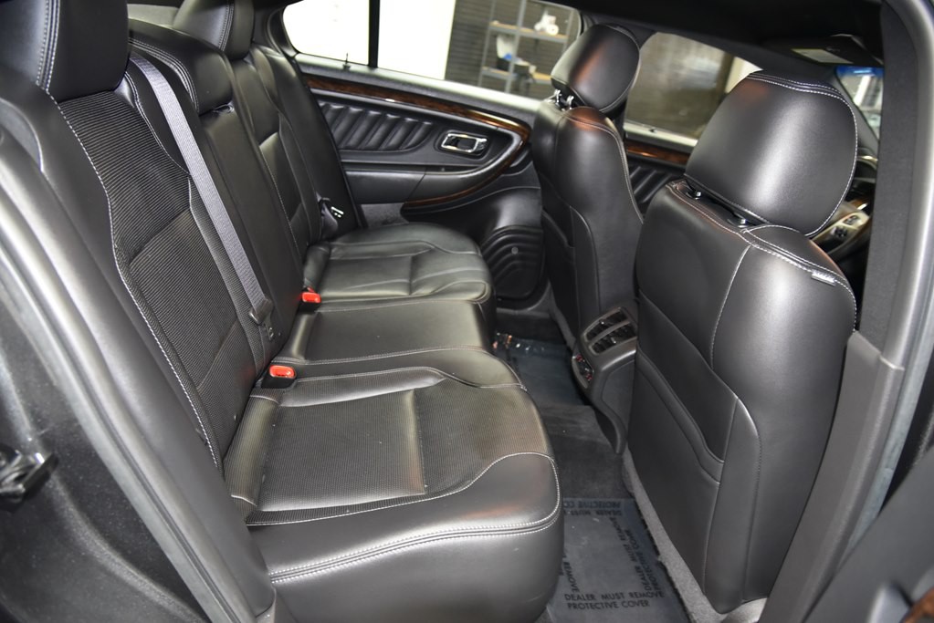 2018 Ford Taurus Image 20
