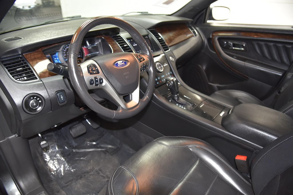 2018 Ford Taurus Image 28